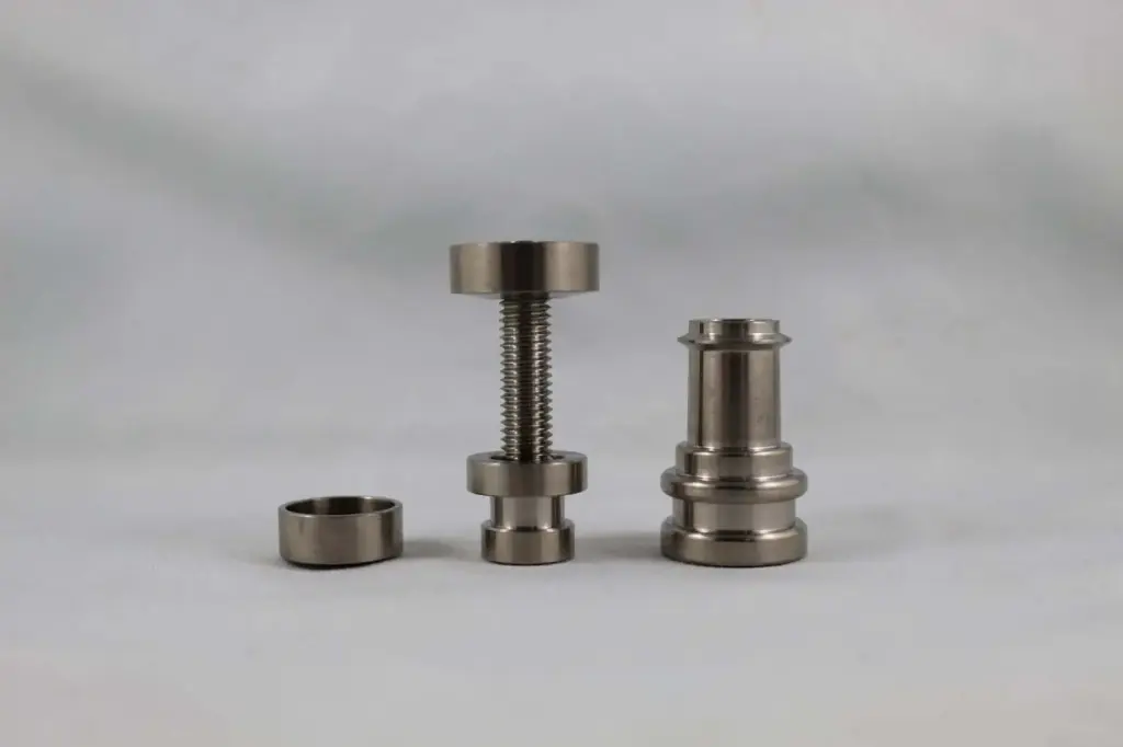 Titanium 5 Piece Domeless Nail Set