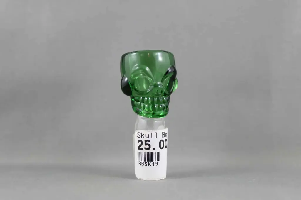Jolly Roger Skull Bowl-18mm Male