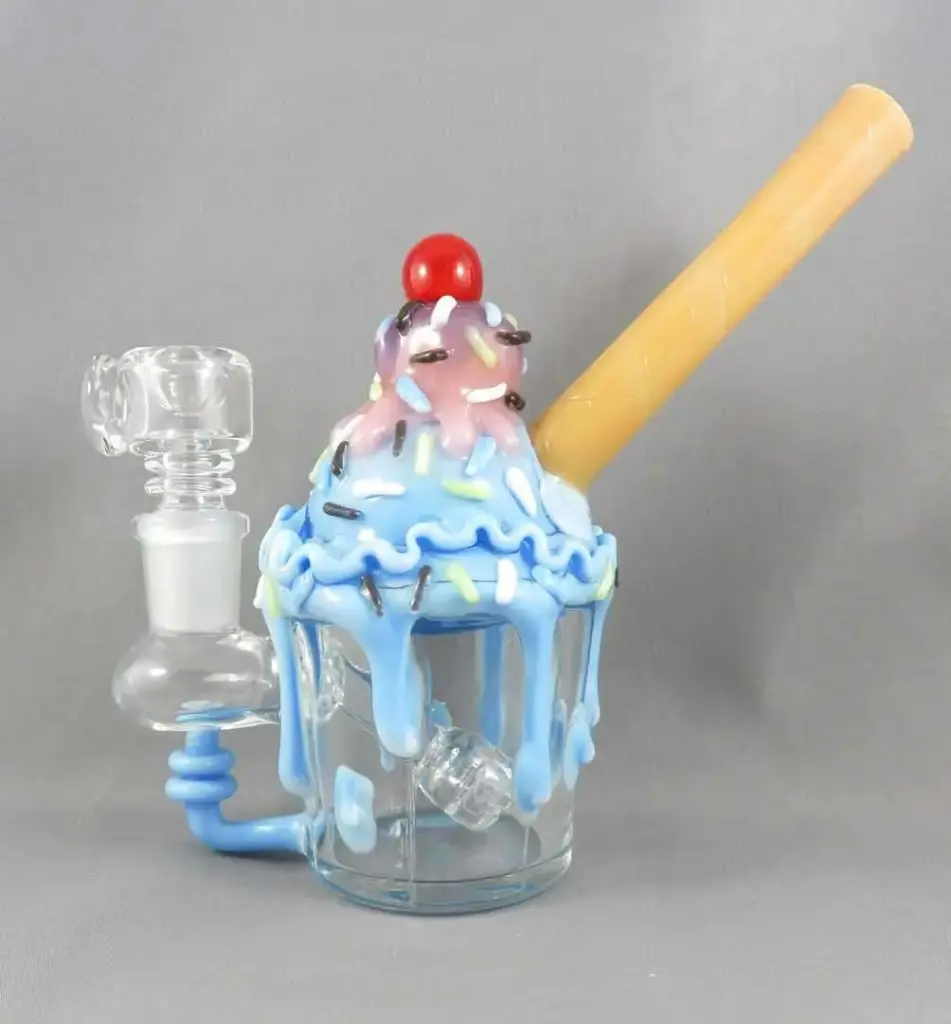 Bubblegum Sundae Cupcake by Empire Glassworks