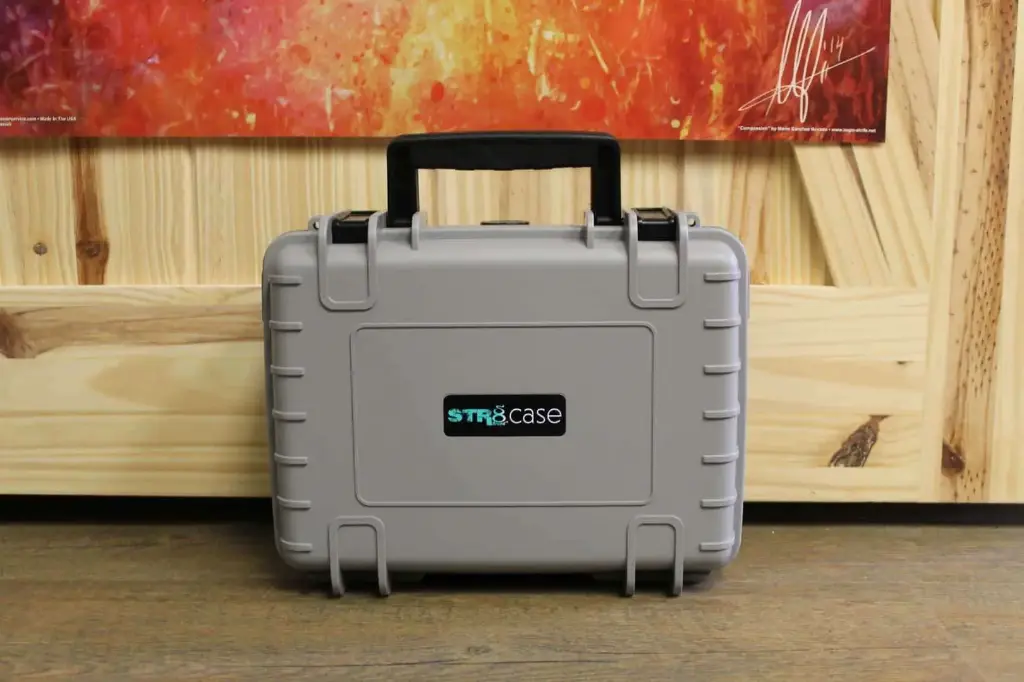 Str8 Case 10” Hard Case Assorted Colours