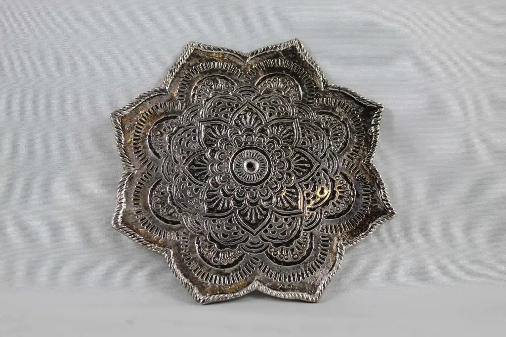 Incense Holder-White Metal Lotus Plate