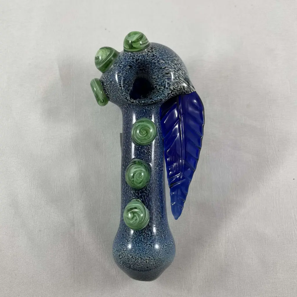 Glass Pipe Leaf Design