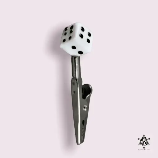 Roach Clip-Glass Dice