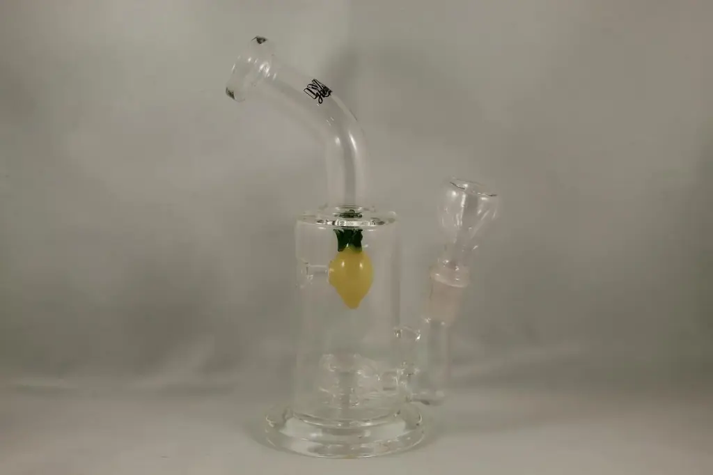 Ivxx Hemper Pineapple Mini Bong
