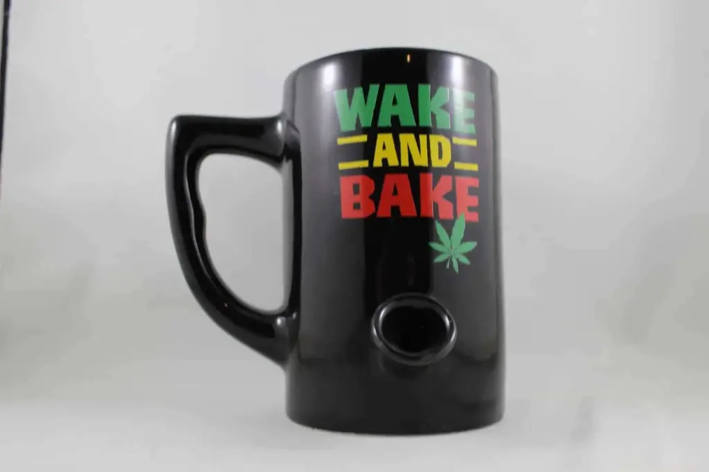 Wake & Bake Pipe Mug- Rasta