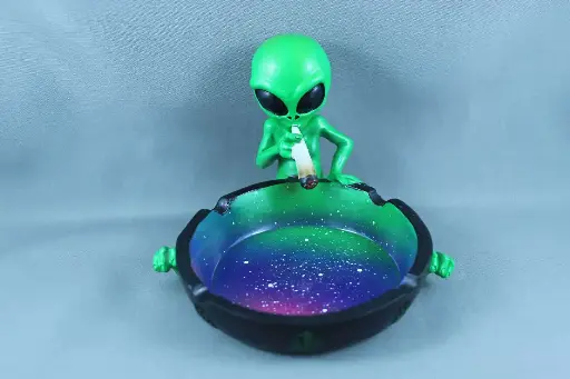 Alien Smoking Ash Tray
